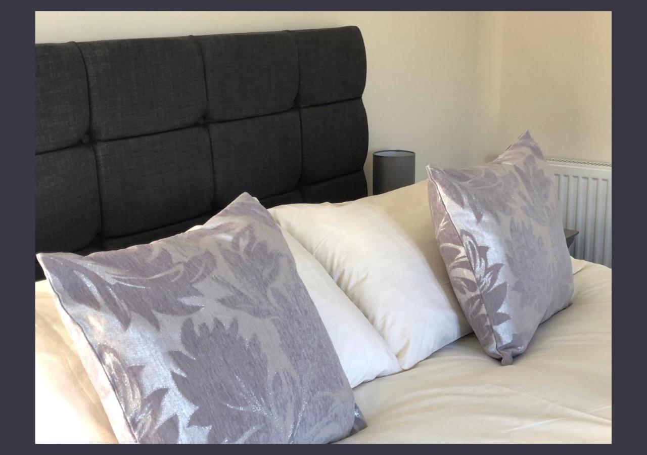 Chevin End Guest House Отлі Екстер'єр фото