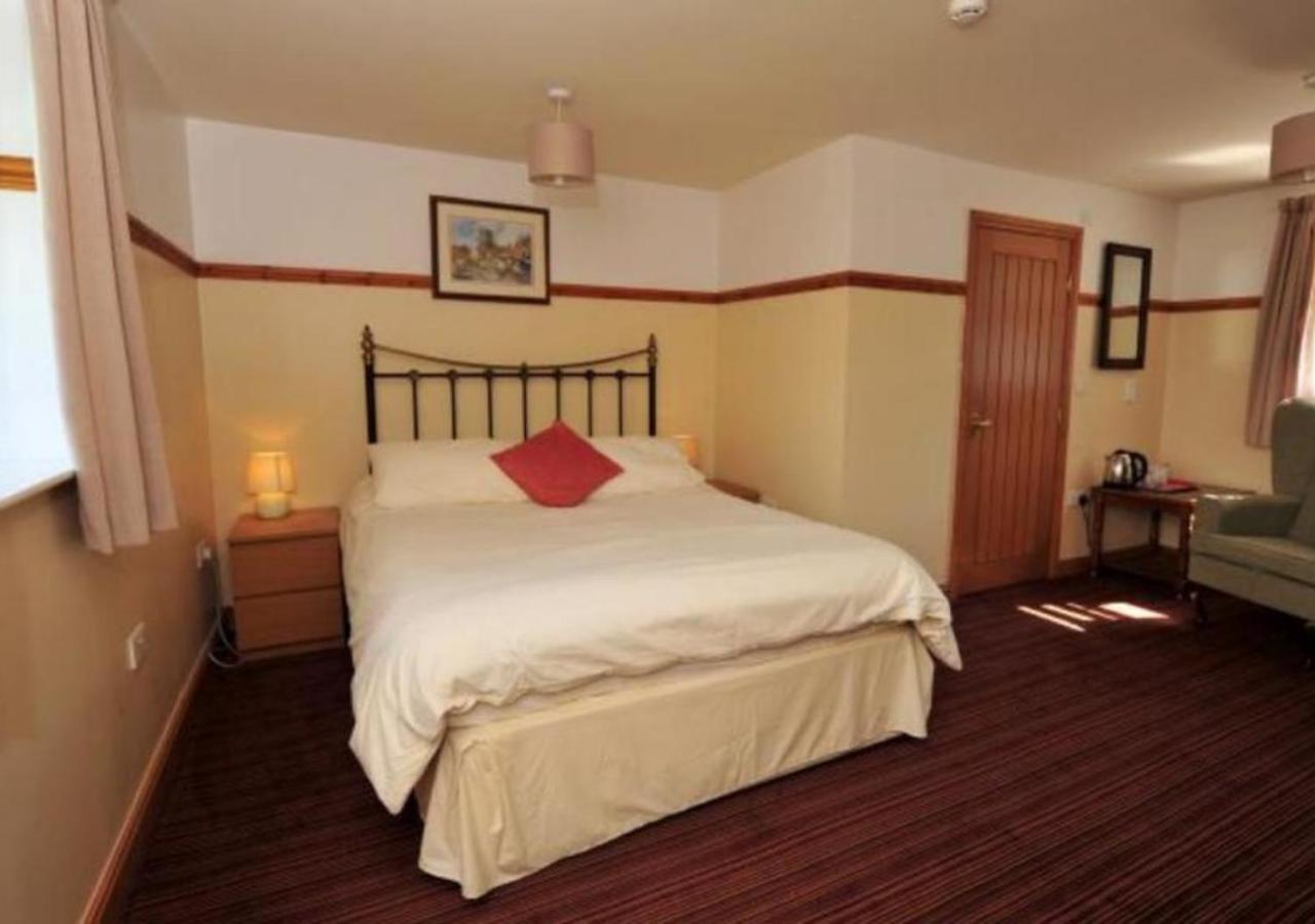 Chevin End Guest House Отлі Екстер'єр фото